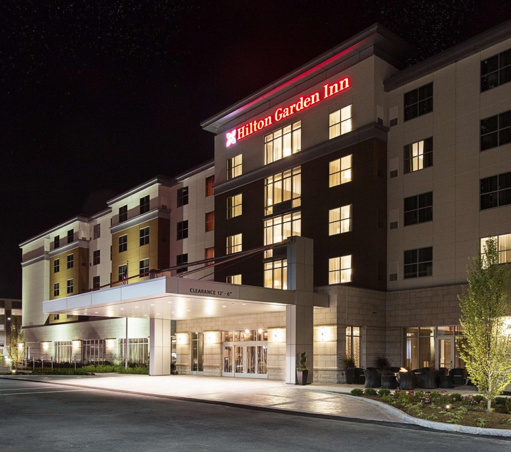 Hilton Garden Inn Rochester - University & Medical Center Eksteriør billede